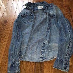 AMERICAN EAGLE denim button down top